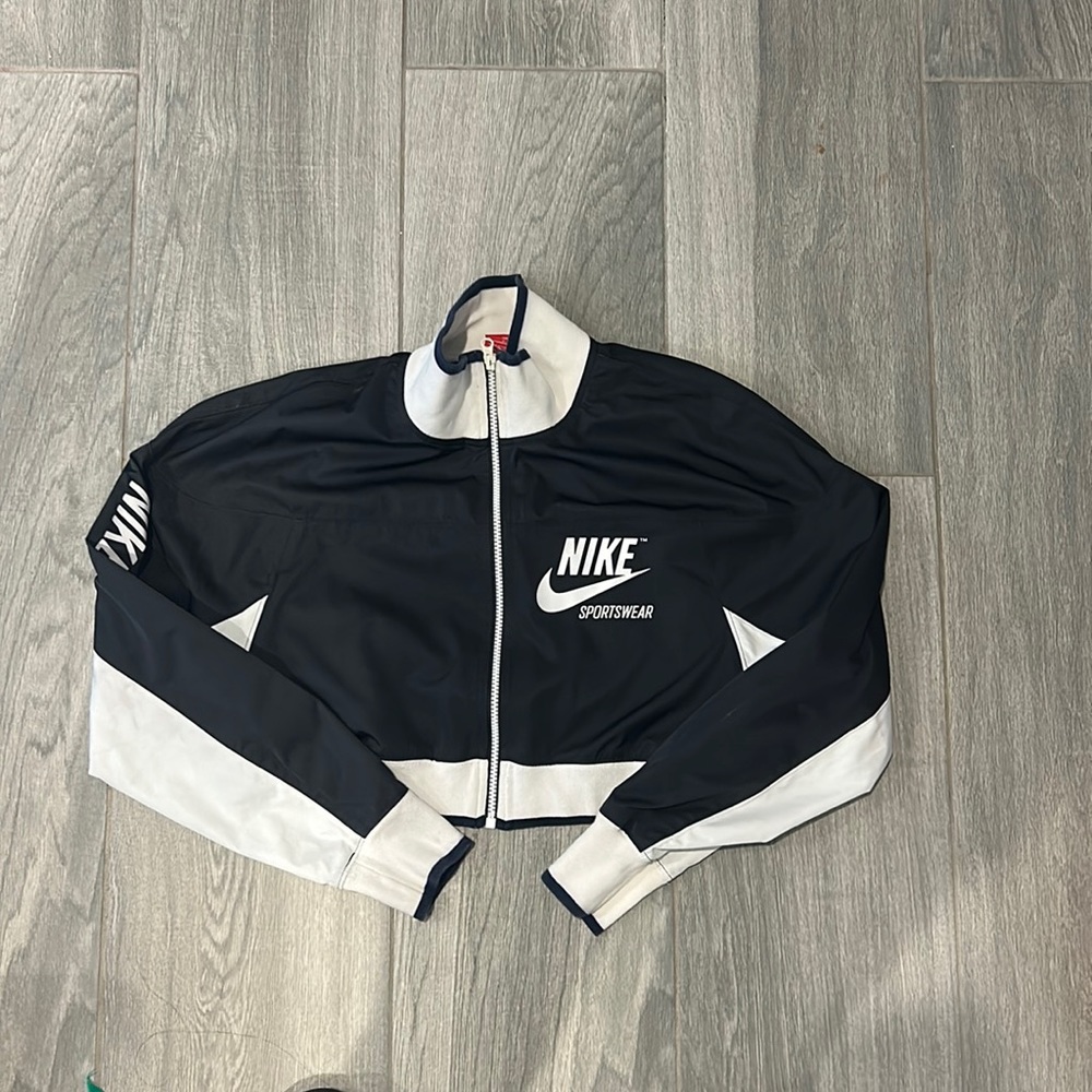 Nike crop jacket